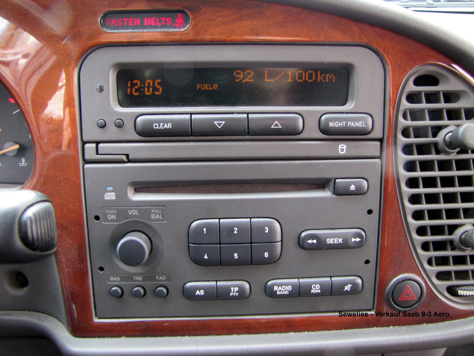 ../Images/saab93_12.jpg